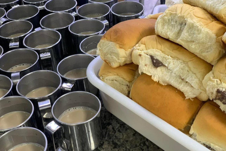 Governo entrega 3ª remessa de produtos não perecíveis e pinhão para escolas estaduais