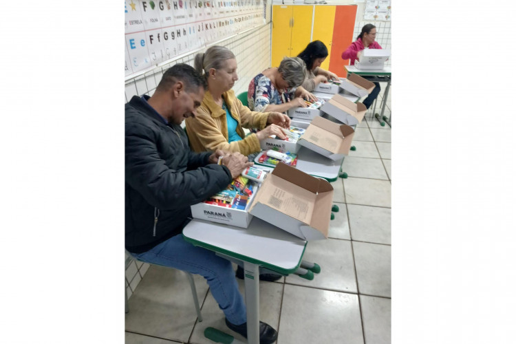 Com aulas em andamento, Alfabetiza Paraná promove cidadania e inclusão no Estado