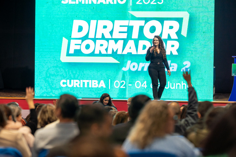 Seminário reforça o papel estratégico de diretores na recomposição das aprendizagens