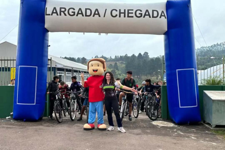 Projeto de mobilidade urbana de escola estadual é premiado pelo Ministério das Cidades