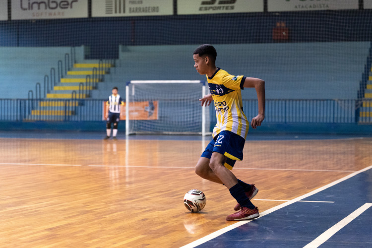 Atletas de 206 municípios disputam fase final dos Jogos Escolares em Foz do Iguaçu