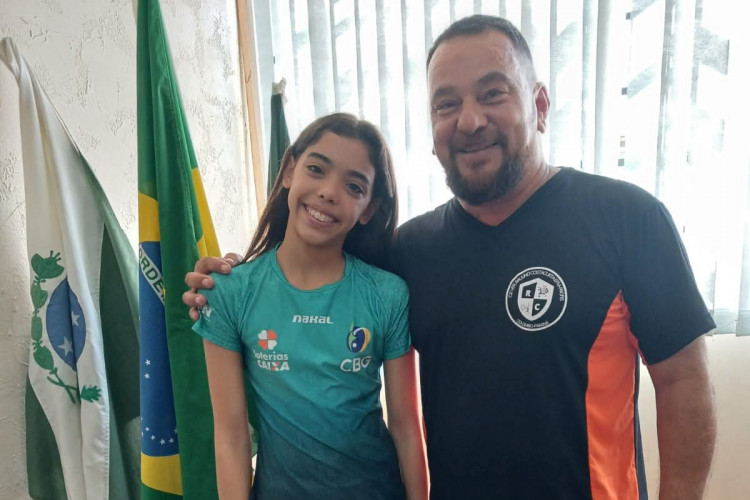 Dos Jogos Escolares para o mundo: paranaense sobe ao pódio no Mundial Júnior de Ginástica Rítmica