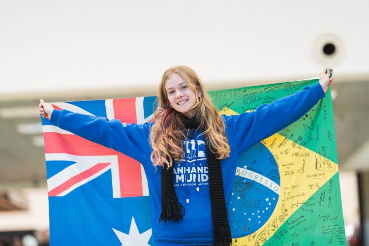 Mais 86 estudantes da rede estadual embarcam para intercâmbio na Austrália