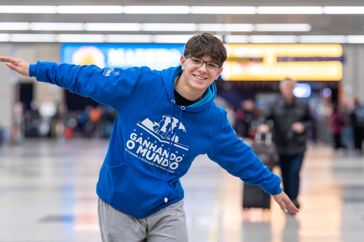 Mais 86 estudantes da rede estadual embarcam para intercâmbio na Austrália