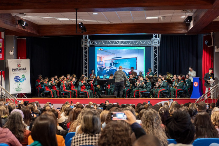 Investigação Saeb: evento de formação para professores debate práticas pedagógicas inovadoras e interdisciplinares na rede estadual