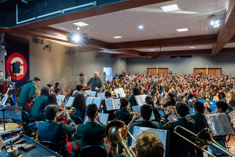 Investigação Saeb: evento de formação para professores debate práticas pedagógicas inovadoras e interdisciplinares na rede estadual