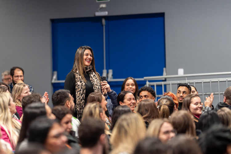 Investigação Saeb: evento de formação para professores debate práticas pedagógicas inovadoras e interdisciplinares na rede estadual