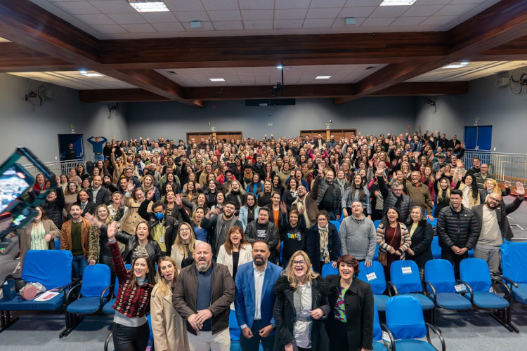 Investigação Saeb: evento de formação para professores debate práticas pedagógicas inovadoras e interdisciplinares na rede estadual