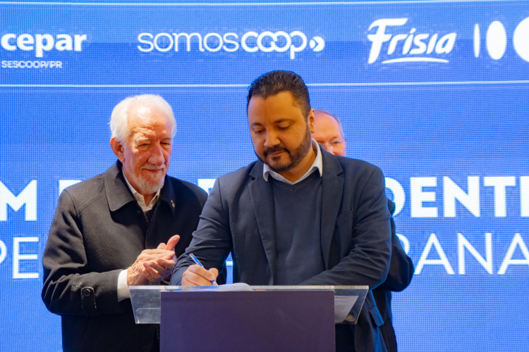 Apoio da Ocepar vai fortalecer cooperativas implementadas em colégios agrícolas