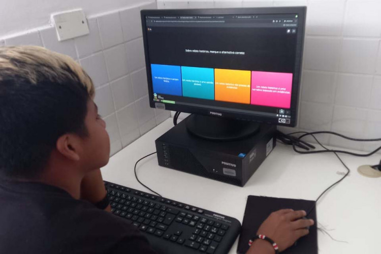 Internet de alta velocidade leva inclusão às escolas indígenas do Paraná