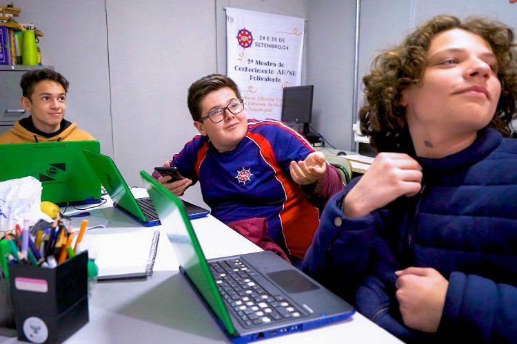 Programa da Rede Estadual incentiva alunos superdotados a desenvolver suas habilidades