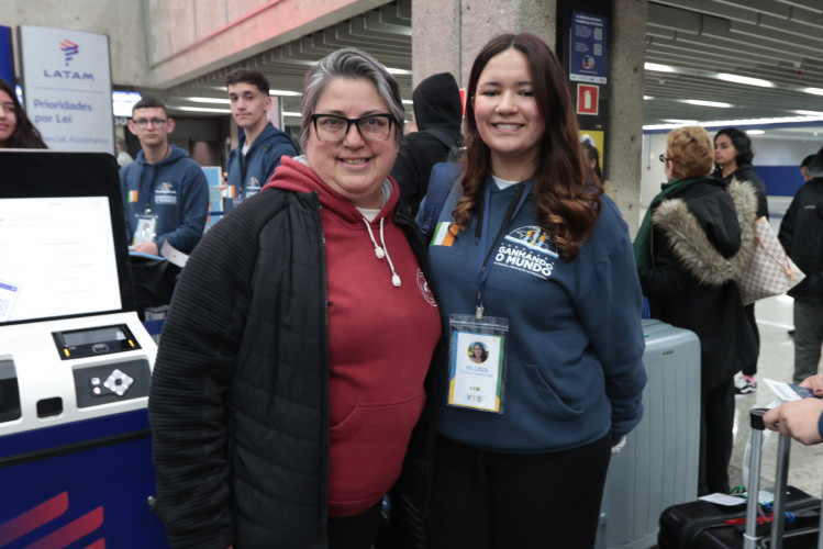 Ganhando o Mundo: 125 alunos embarcam para intercâmbio na Inglaterra e Irlanda