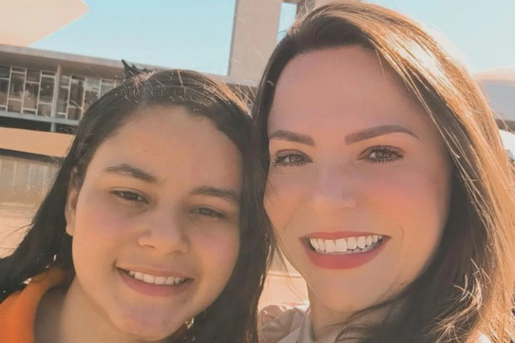 Jovem senadora: estudante de Sengés participa de programa na capital federal