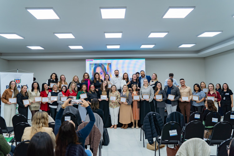 Congresso Formadores em Ação Municípios amplia competências de professores e apoia educação nos municípios