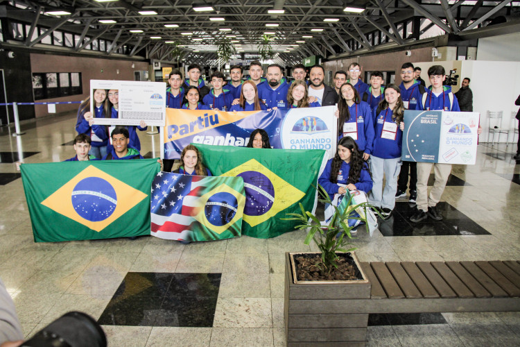 Intercâmbio inédito: 50 alunos de Colégios Agrícolas do Paraná embarcam para os EUA