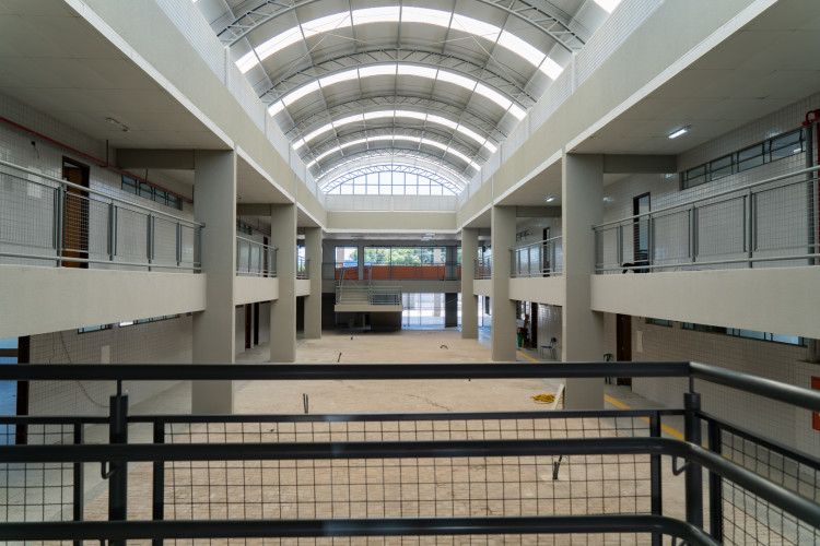 Pesquisa aponta aprovação alta da infraestrutura e merenda das escolas estaduais do Paraná