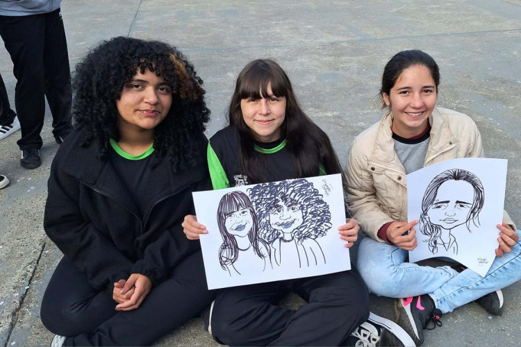 Música, arte e mágica: escolas estaduais celebram Dia do Estudante com ações lúdicas