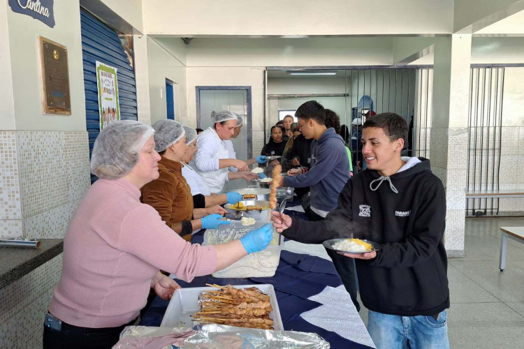 Música, arte e mágica: escolas estaduais celebram Dia do Estudante com ações lúdicas