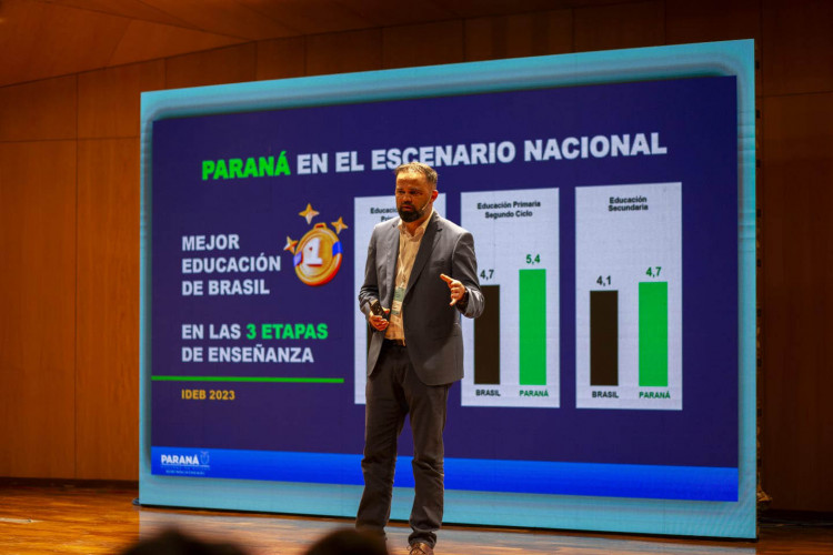 Paraná apresenta políticas educacionais em evento em Buenos Aires