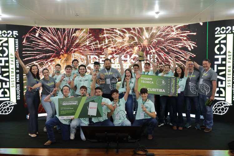 Coleira inteligente para suínos criada por alunos vence Ideathon de Francisco Beltrão