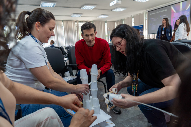 Integração entre Seed-PR e Fundepar fortalece líderes e aprimora habilidades de gestão educacional
