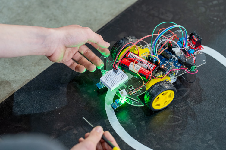 Salão de Robótica de Curitiba reúne alunos de todo o Paraná nesta sexta e sábado