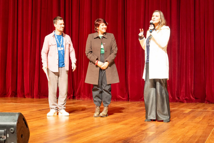 Aulão reúne estudantes em Curitiba na reta final para avaliação do SAEB