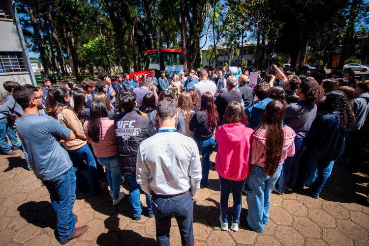 Governo do Estado entrega conversores de resíduos para 13 colégios agrícolas do Paraná