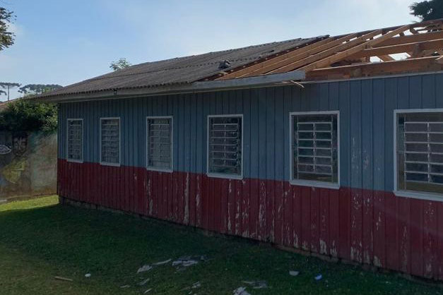 Colégio Estadual Lincoln S. Coimbra - Araucária - Antes