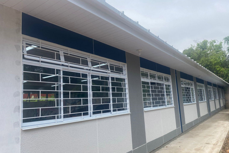 Colégio Estadual Lincoln S. Coimbra - Araucária - Depois