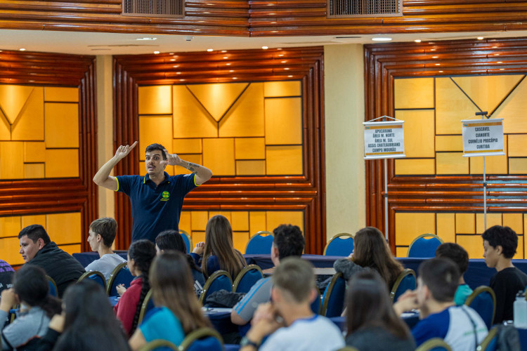 Imersão prepara alunos da rede estadual para a Olimpíada Brasileira de Matemática