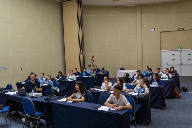 Imersão prepara alunos da rede estadual para a Olimpíada Brasileira de Matemática