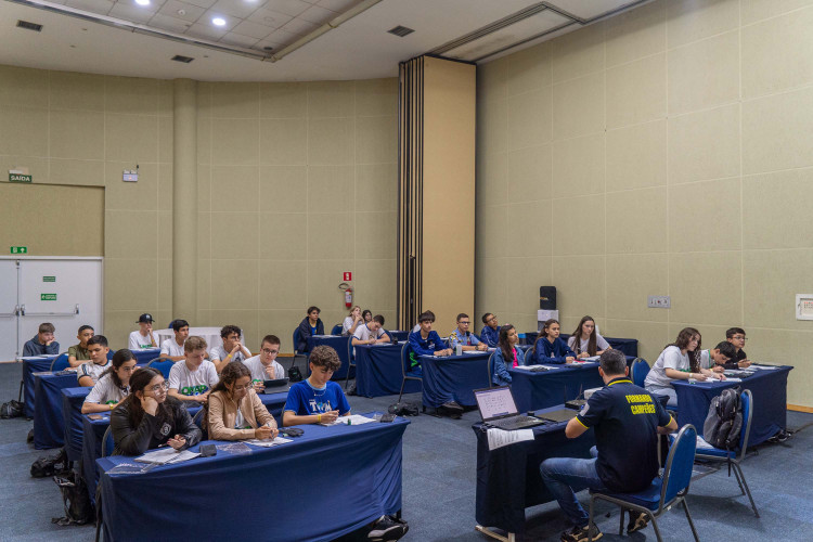 Imersão prepara alunos da rede estadual para a Olimpíada Brasileira de Matemática