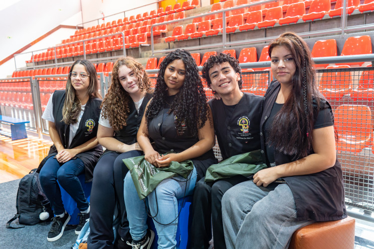 Secretaria da Educação participa de debate que incentiva formação em Licenciatura