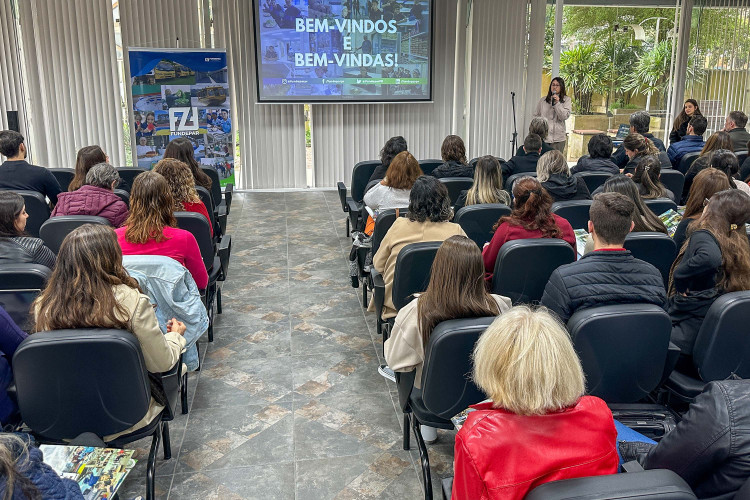 1 milhão de refeições por dia: nutricionistas da rede estadual passam por capacitação