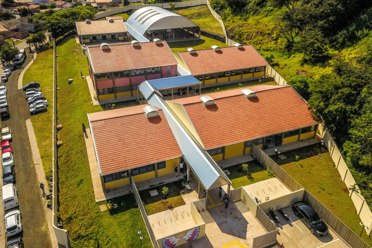 Estado reforça fiscalização de obras e serviços de engenharia em escolas estaduais