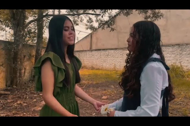 "Oscar de Colombo": colégio estadual premia curtas e criatividade de alunos