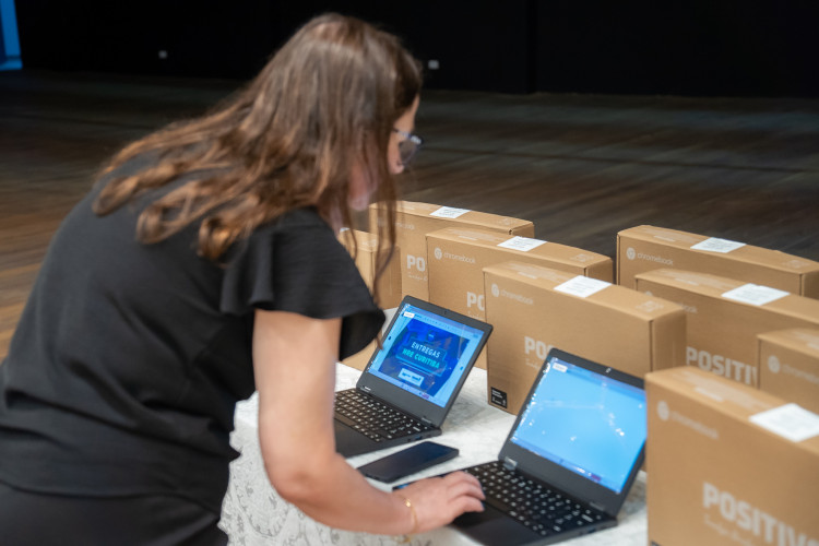 Governo investiu R$ 151 milhões com equipamentos e obras nas escolas estaduais de Curitiba