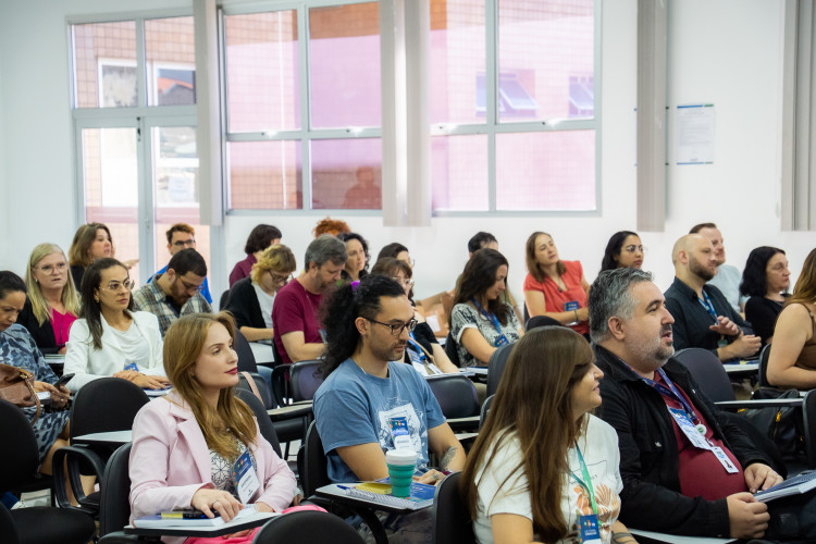 Educação reúne técnicos de comunicação em imersão sobre produção audiovisual