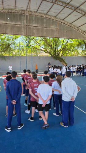 Jogos escolares mobilizam estudantes do Colégio Cívico-Militar Jayme Canet