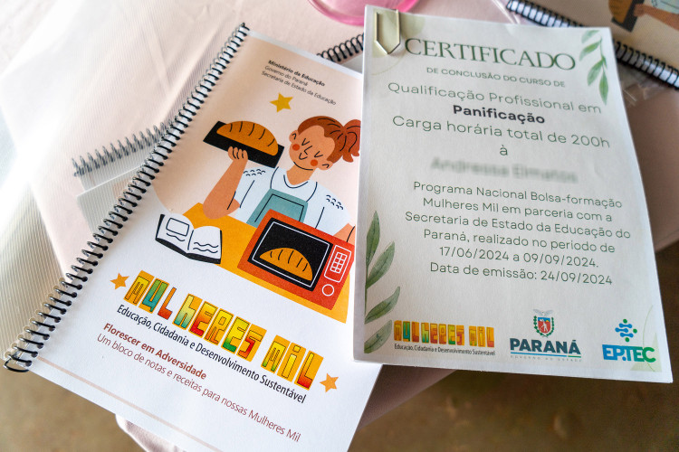 Educação abre seleção de professores para o Programa Mulheres Mil em 5 municípios