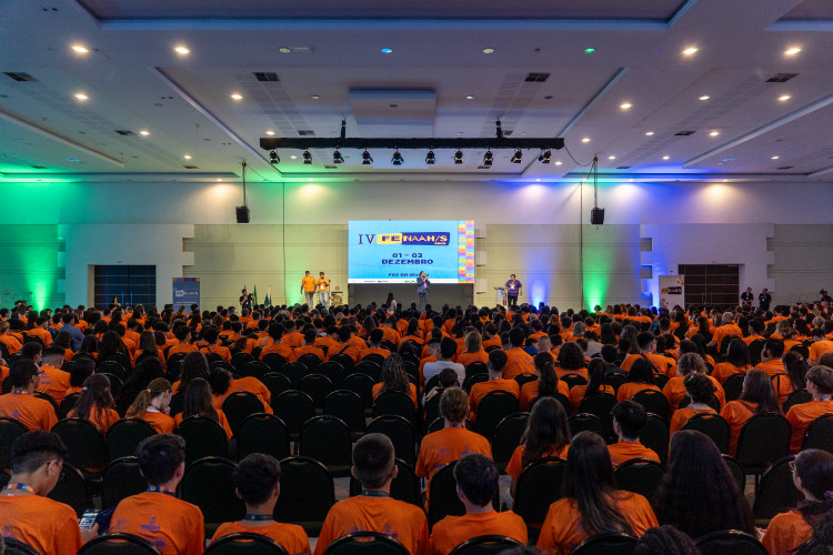 300 projetos: feira destaca inovação de alunos da rede estadual com altas habilidades