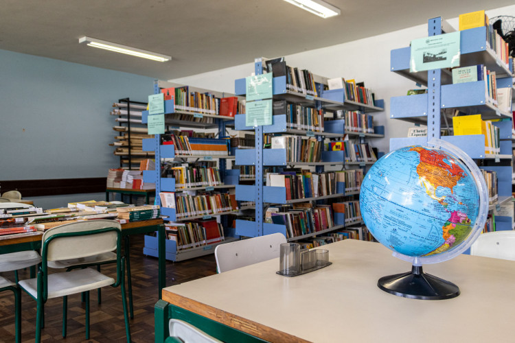 Escolas da rede estadual escolhem novos diretores nesta terça-feira