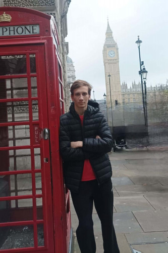 Educação que atravessa gerações: Ganhando o Mundo leva mãe e filho para intercâmbio internacional