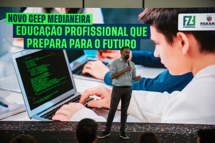 Ensino técnico: governador entrega novo CEEP para mais de mil alunos em Medianeira