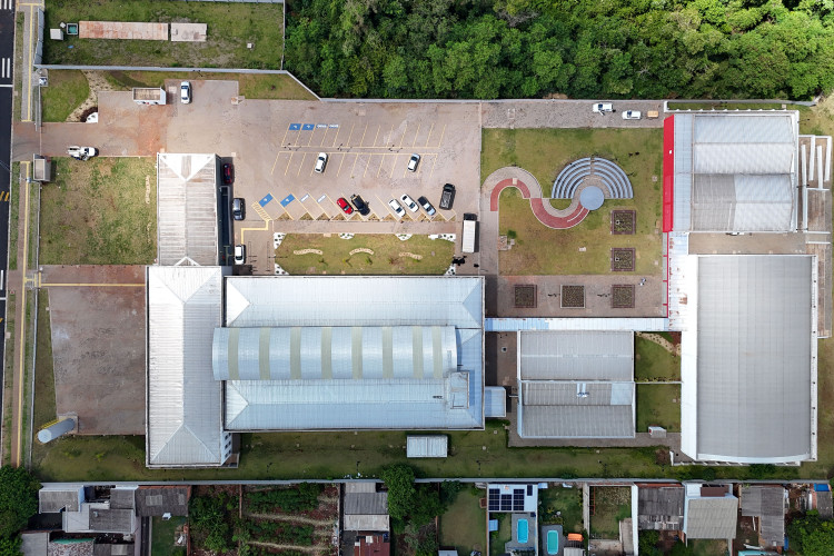 Ensino técnico: governador entrega novo CEEP para mais de mil alunos em Medianeira