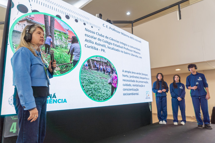 Semana Araucária divulga projetos científicos dos alunos da rede estadual