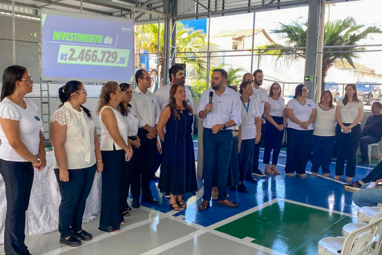 Colégio de Santo Antônio da Platina ganha nova quadra esportiva coberta