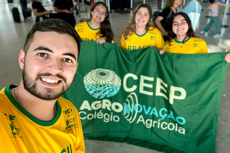 Estudantes da rede estadual em Cascavel apresentam projeto em feira na Índia