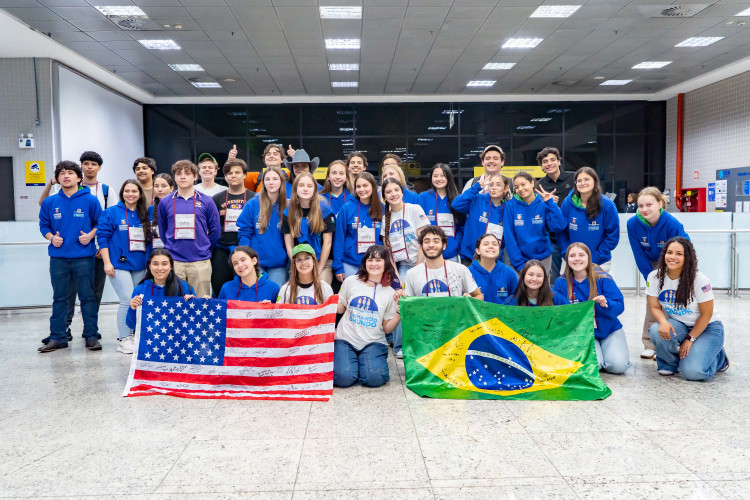 Programa Ganhando o Mundo conclui etapa de intercâmbio agrícola de 46 alunos nos EUA